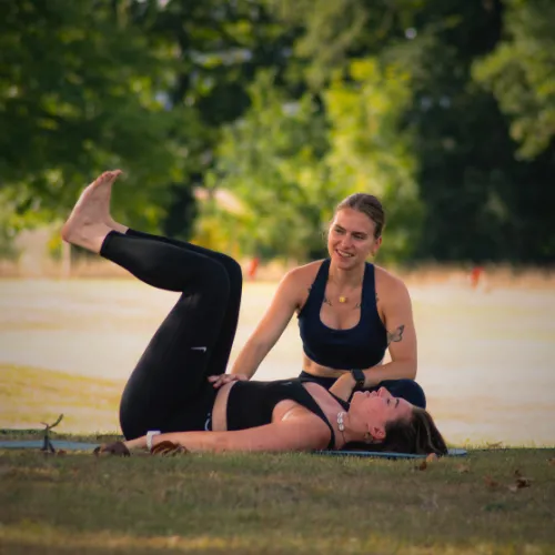 Eva — Instructrice Pilates La Skàli, certifiée Matwork 1-2-3